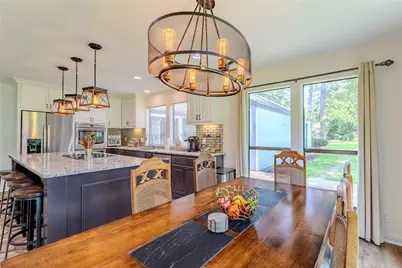 129 Springs Edge Drive, Conroe, TX 77356 - Photo 7