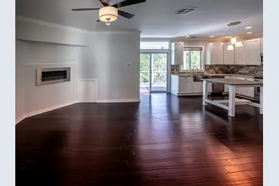 113 Lei Court, Bastrop, TX 78602 - Photo 3