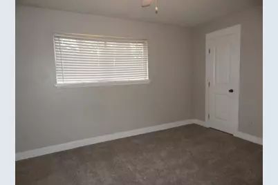 615 River Plantation Drive, Conroe, TX 77302 - Photo 5