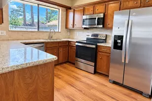 9943 Bayou Woods Dr, Baytown, TX 77521 - Photo 5