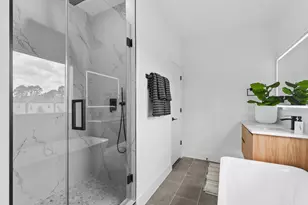 2582 W Tidwell Rd, Houston, TX 77091 - Photo 17