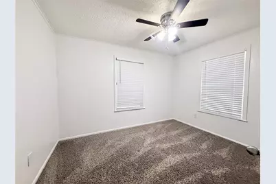 1121 N Chenango Street, Angleton, TX 77515 - Photo 17