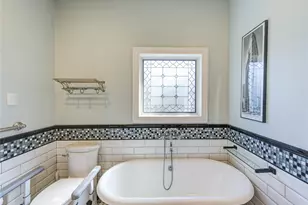 1550 Sue Barnett Dr, Houston, TX 77018 - Photo 19