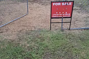 629 E 37th St, Houston, TX 77022 - Photo 5