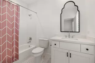 802 Aurora St, Houston, TX 77009 - Photo 19