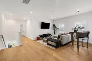 802 Aurora St, Houston, TX 77009 - Photo 9