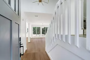 138 S Timber Top Dr, The Woodlands, TX 77380 - Photo 5