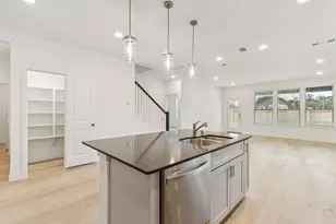 18118 Zemira Ln, Tomball, TX 77377 - Photo 9