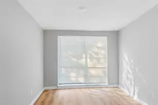 2942 Heritage Colony Dr, Webster, TX 77598 - Photo 11