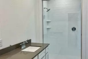 2219 Via Isa Ln, Houston, TX 77051 - Photo 9