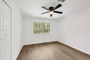 413 Oakhill Dr, Conroe, TX 77304 - Photo 21