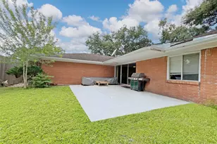 3641 Deal St, Houston, TX 77025 - Photo 37