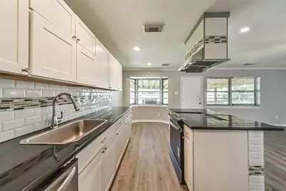10822 Sagegulf Lane, Houston, TX 77089 - Photo 21