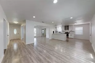 9023 Dunlap St, Houston, TX 77074 - Photo 3