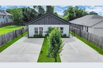 7502 Sandle Street #A, Houston, TX 77088 - Photo 3