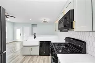 7502 Sandle St, Houston, TX 77088 - Photo 13