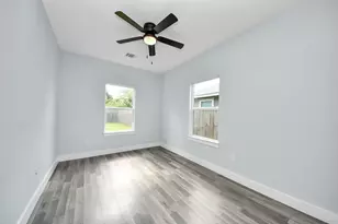 7502 Sandle St, Houston, TX 77088 - Photo 19