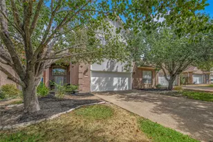 305 Chimney Hill Dr, College Station, TX 77840 - Photo 1