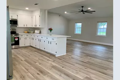 11703 Cherry Point Drive, Mont Belvieu, TX 77535 - Photo 13