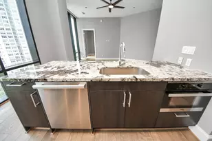 1409 Post Oak Blvd, Houston, TX 77056 - Photo 17