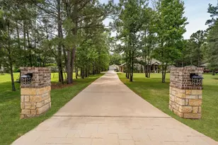 11508 Kirstens Ct, Montgomery, TX 77316 - Photo 5