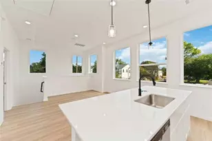 4710 Mallow St, Houston, TX 77033 - Photo 3