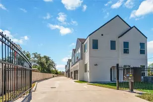 4710 Mallow St, Houston, TX 77033 - Photo 1