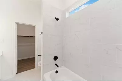 4710 Mallow Street #B, Houston, TX 77033 - Photo 17
