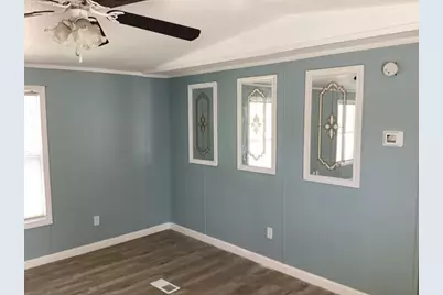 306 W Wallisville Road, Highlands, TX 77562 - Photo 3