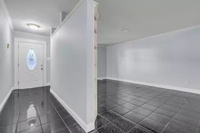 7226 Kingsway Drive, Houston, TX 77087 - Photo 7
