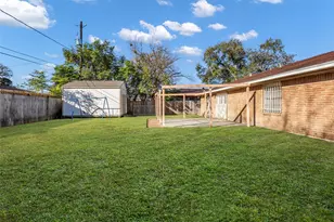 7226 Kingsway Dr, Houston, TX 77087 - Photo 31