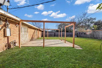 7226 Kingsway Drive, Houston, TX 77087 - Photo 33