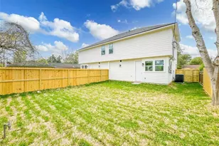 11514 Courtshire Rd, Houston, TX 77076 - Photo 17