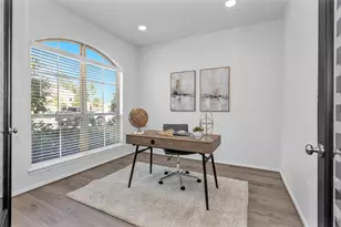 256 Conifer Cliff Dr, Montgomery, TX 77316 - Photo 7