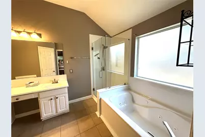 26026 Mills Ridge Court, Kingwood, TX 77339 - Photo 13