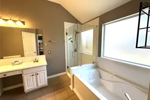 26026 Mills Ridge Ct, Kingwood, TX 77339 - Photo 13