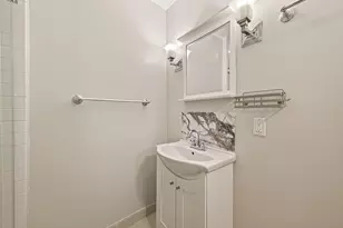 6405 Pinehurst Dr, Houston, TX 77023 - Photo 21