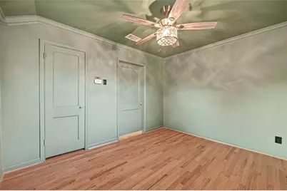 6405 Pinehurst Drive, Houston, TX 77023 - Photo 23