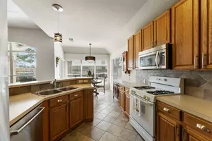 2015 Louetta Brook Ct, Spring, TX 77388 - Photo 9