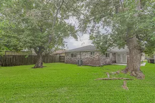 5003 Denoron Dr, Houston, TX 77048 - Photo 5