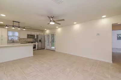 5003 Denoron Drive, Houston, TX 77048 - Photo 7