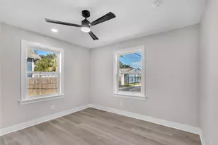 2919 Avenue K, Galveston, TX 77550 - Photo 13