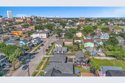 2919 Avenue K #1, Galveston, TX 77550 - Photo 29