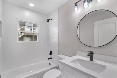 2919 Avenue K #1, Galveston, TX 77550 - Photo 11