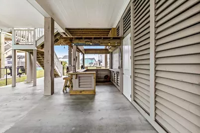 1990 Royalville Court, Crystal Beach, TX 77650 - Photo 41