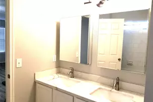 14943 Sugar Peak Dr, Sugar Land, TX 77498 - Photo 23