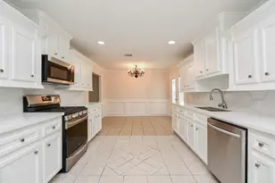 44 Farrell St, Houston, TX 77022 - Photo 11