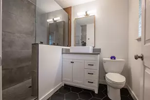 1230 Wisterwood Dr, Houston, TX 77043 - Photo 19