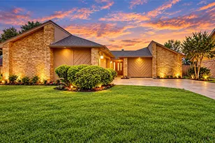 1022 Manorglen Dr, Missouri City, TX 77489 - Photo 1
