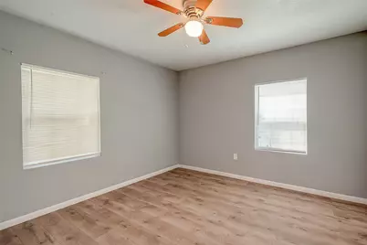 6823 Goforth Street, Houston, TX 77021 - Photo 17